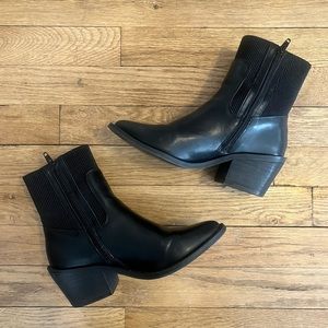 Black Dolce Vita Booties - Worn Once!